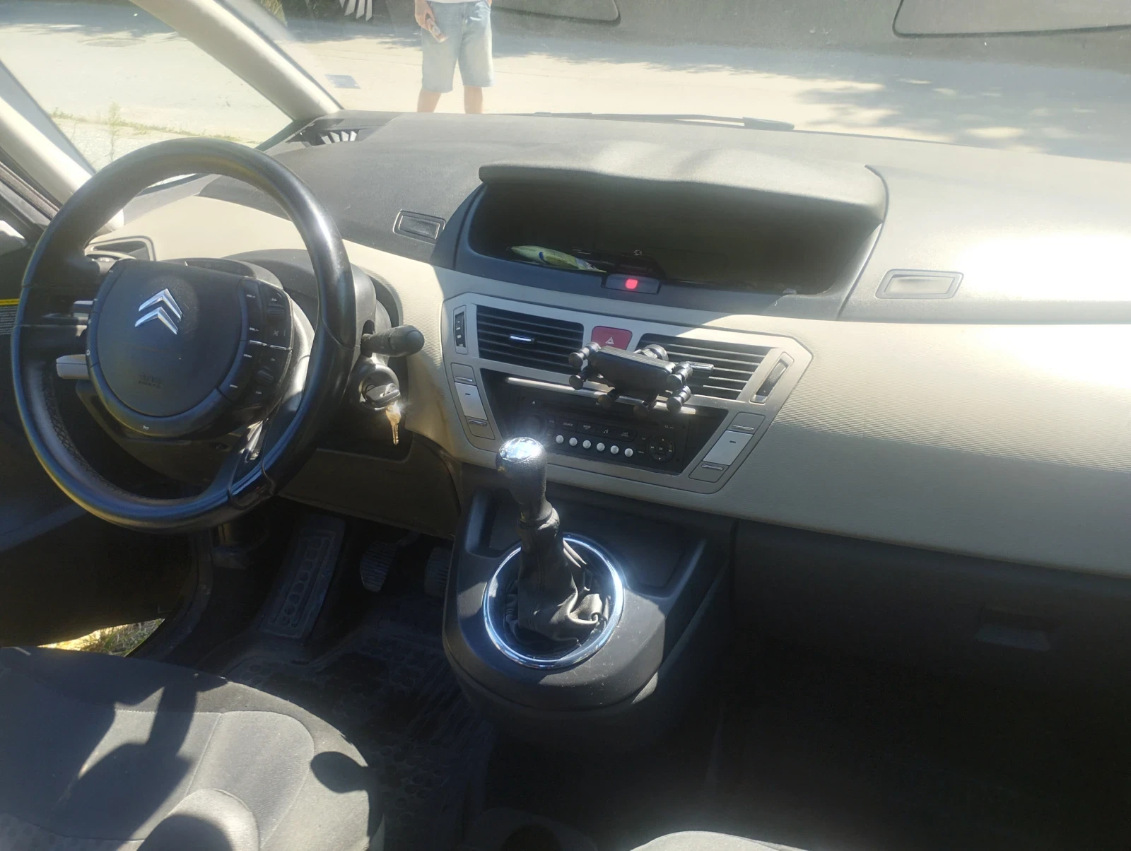 Citroen C4 Picasso, снимка 6 - Автомобили и джипове - 55513358