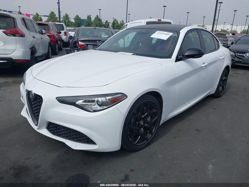 Alfa Romeo Giulia 2.0l Rwd, снимка 2 - Автомобили и джипове - 55591331