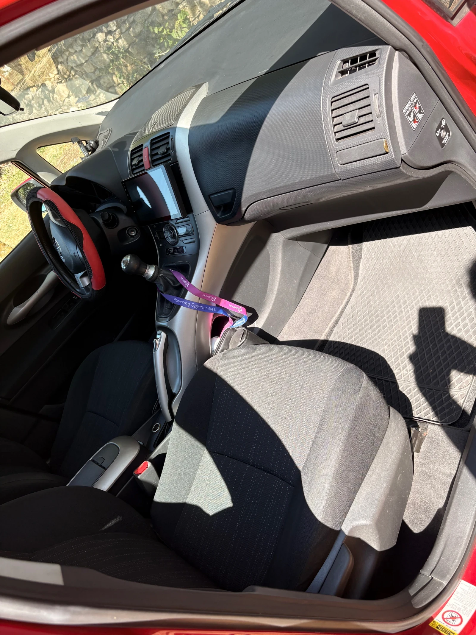 Toyota Auris, снимка 6 - Автомобили и джипове - 55598264