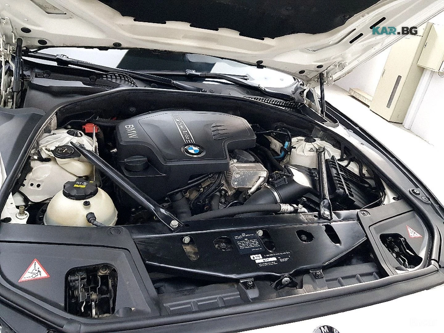 BMW 528 М AERO DYNAMIC* КОЖА* ПОДГРЕВ* НАВИ* ПАНО* , снимка 5 - Автомобили и джипове - 55939708