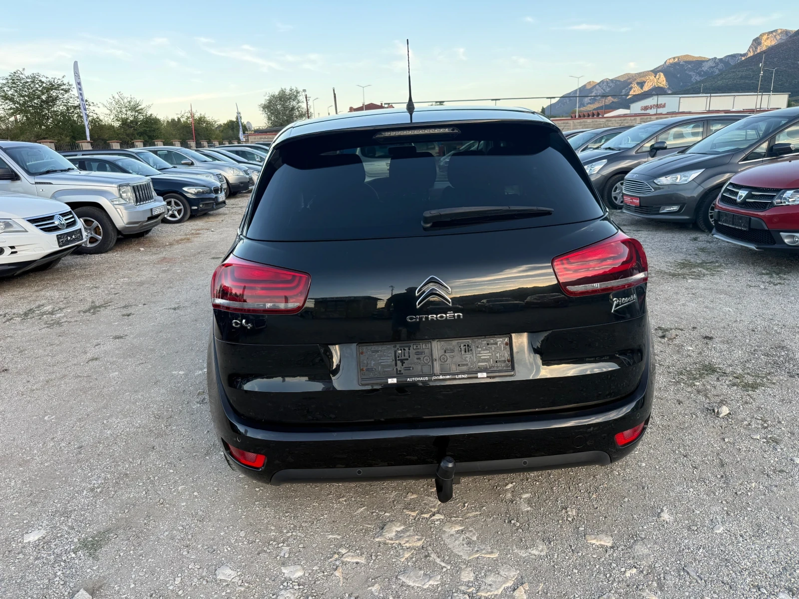 Citroen C4 Picasso 1.2 I 110 к.с. ЕВРО 6, снимка 7 - Автомобили и джипове - 55954585