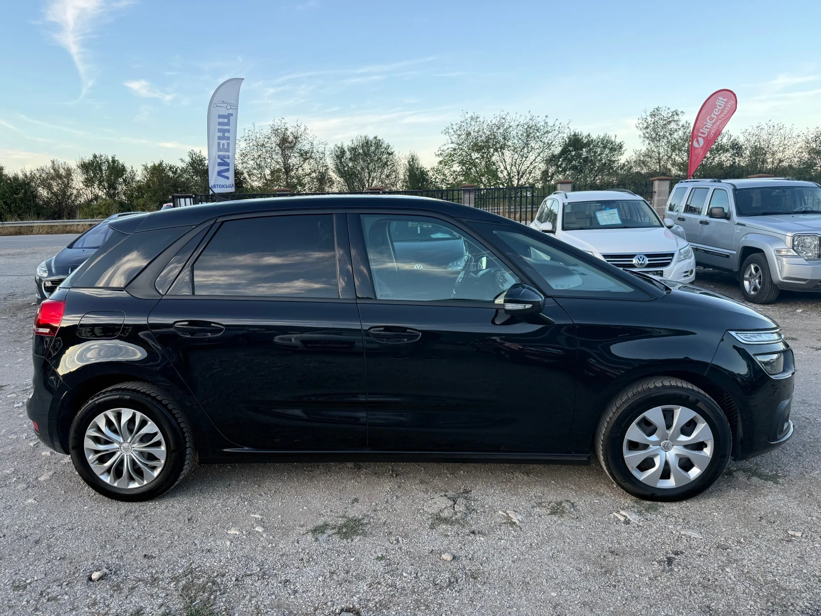 Citroen C4 Picasso 1.2 I 110 к.с. ЕВРО 6, снимка 6 - Автомобили и джипове - 55954585
