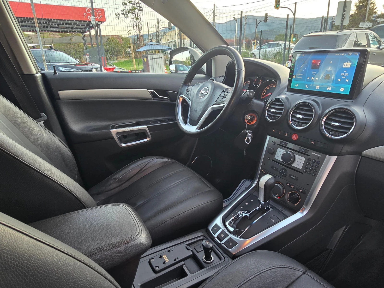Opel Astra 2.2CRDi/Кожа/Авт./Navi/Лизинг, снимка 14 - Автомобили и джипове - 56120893