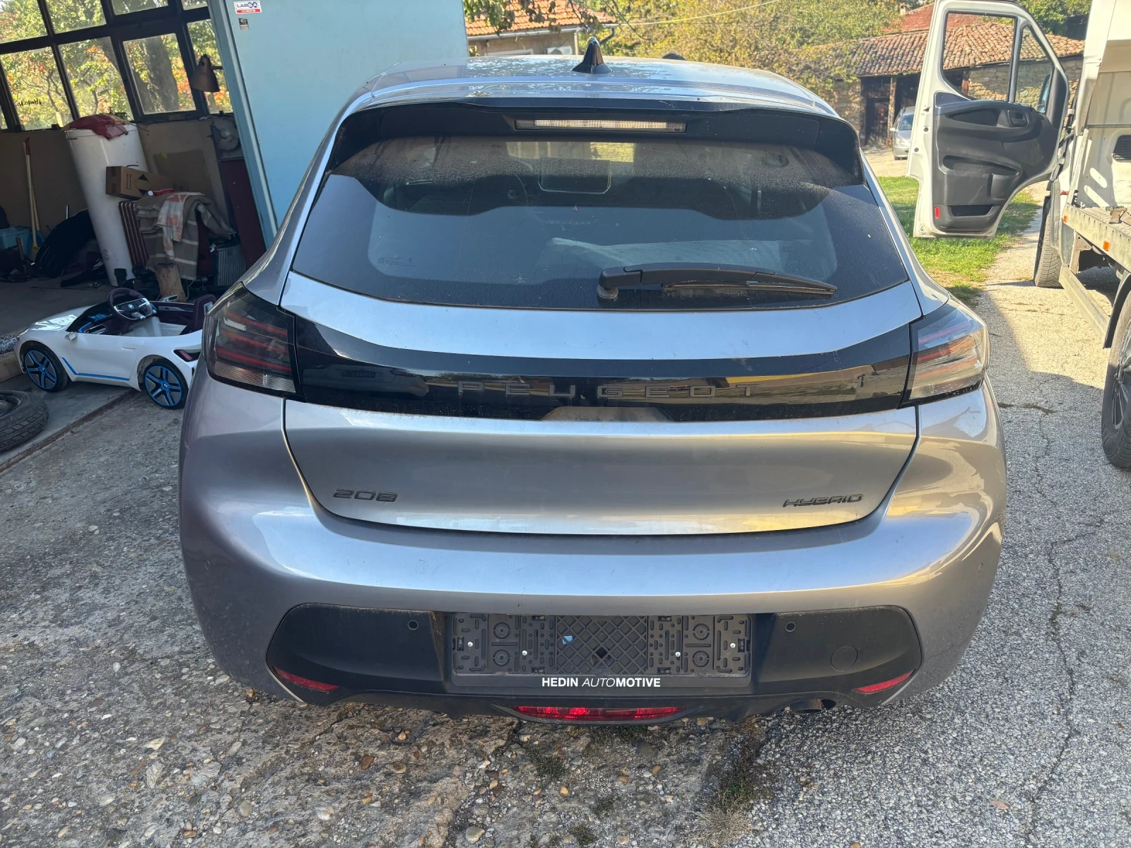 Peugeot 208, снимка 7 - Автомобили и джипове - 56422164