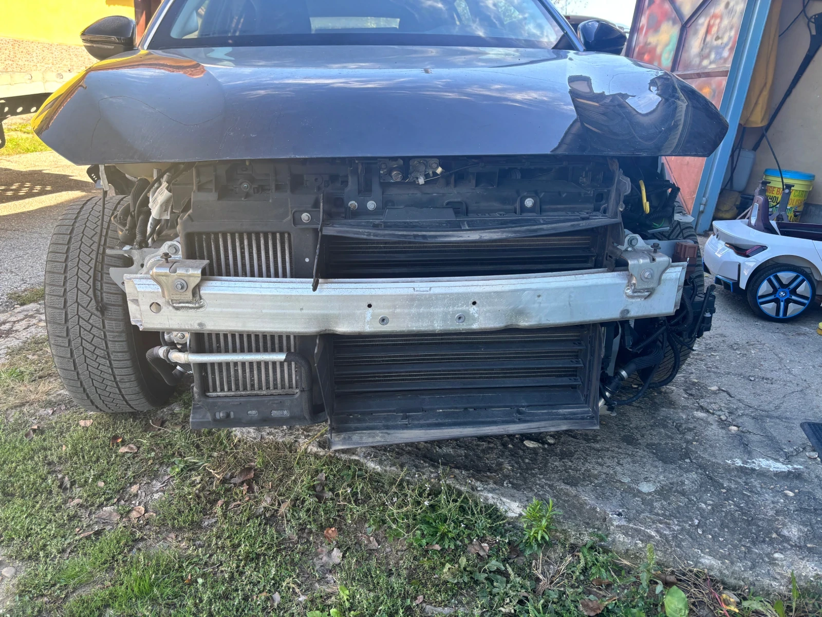 Peugeot 208, снимка 4 - Автомобили и джипове - 56422164