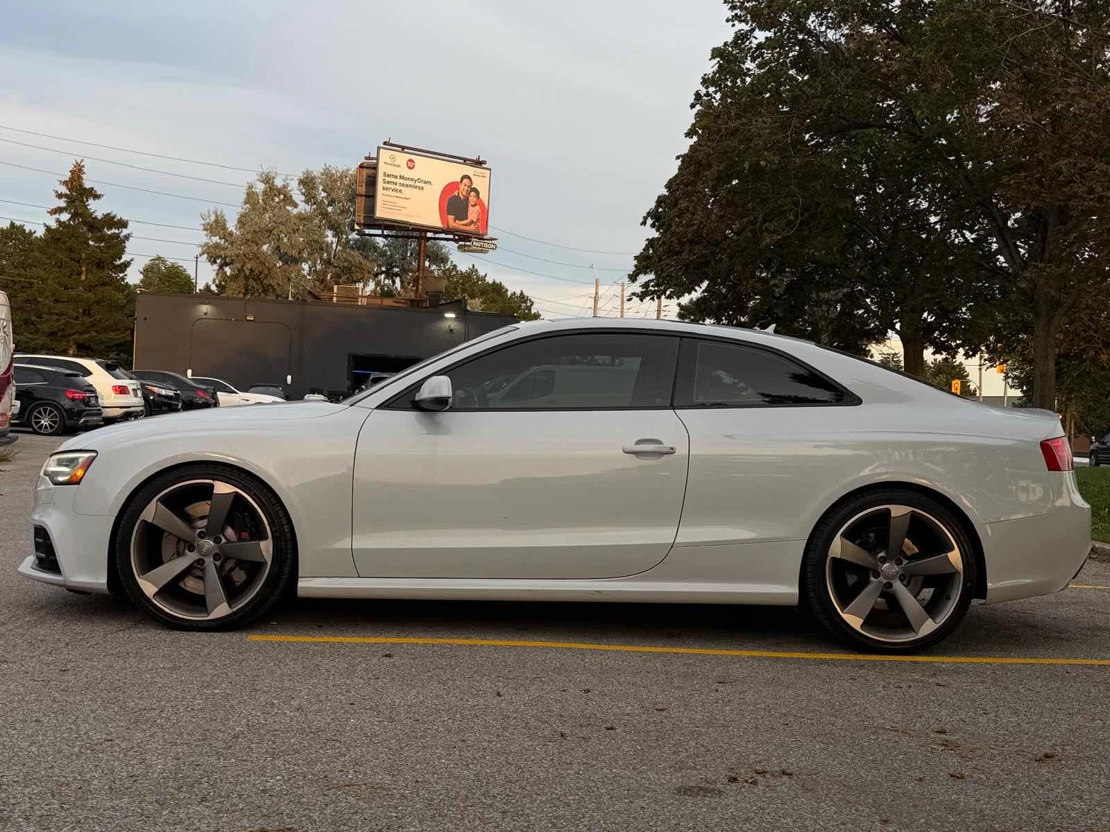 Audi Rs5 4.2 S-TRONIC FULL SHADOW, снимка 4 - Автомобили и джипове - 56388924