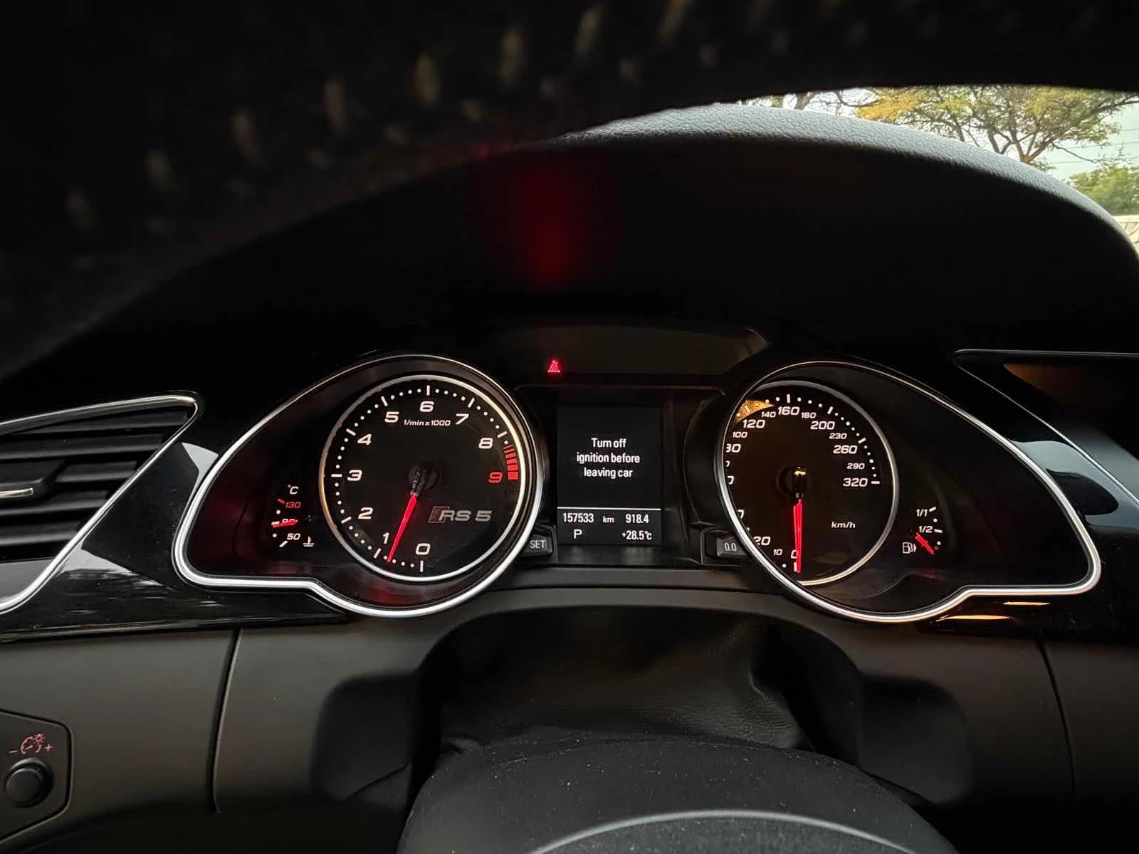 Audi Rs5 4.2 S-TRONIC FULL SHADOW, снимка 10 - Автомобили и джипове - 56388924
