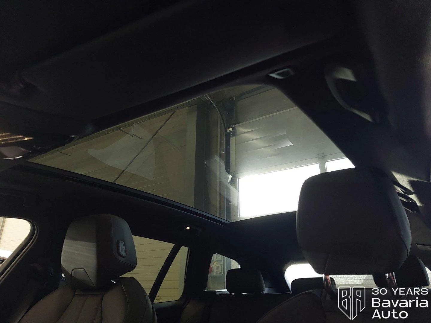 BMW 520 d xDrive Touring Steptronic, снимка 9 - Автомобили и джипове - 56395618