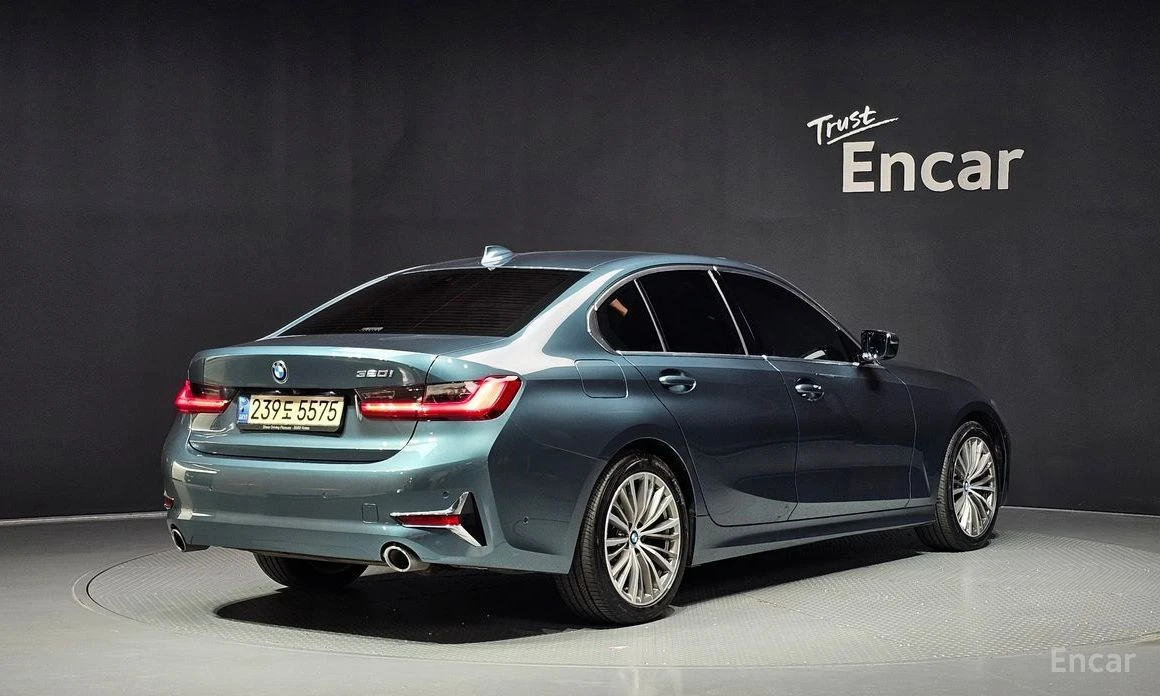 BMW 320, снимка 2 - Автомобили и джипове - 56460888
