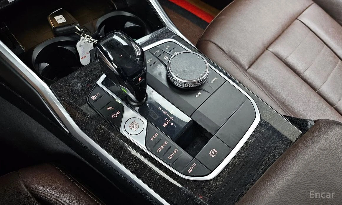 BMW 320, снимка 9 - Автомобили и джипове - 56460888