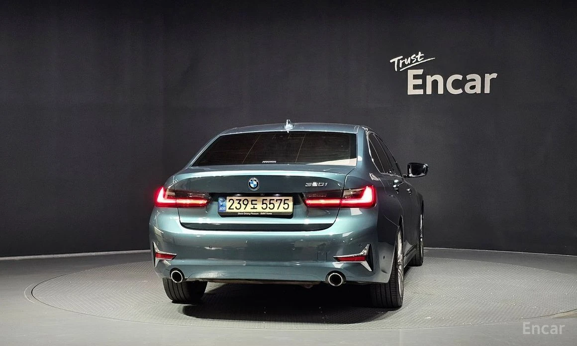 BMW 320, снимка 4 - Автомобили и джипове - 56460888