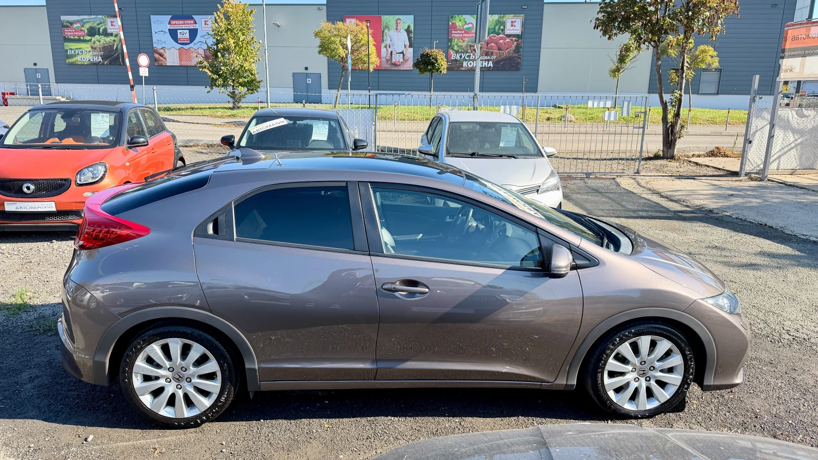 Honda Civic 1.8i ���������! ���� ���������!PDC, ���������, Nav | Mobile.bg � ����������� 4