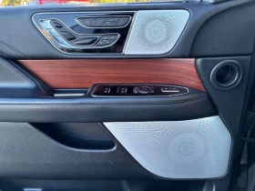 Lincoln Navigator * Reserve * CARFAX * ОПЦИЯ ЗА ФИНАНСИРАНЕ * , снимка 12