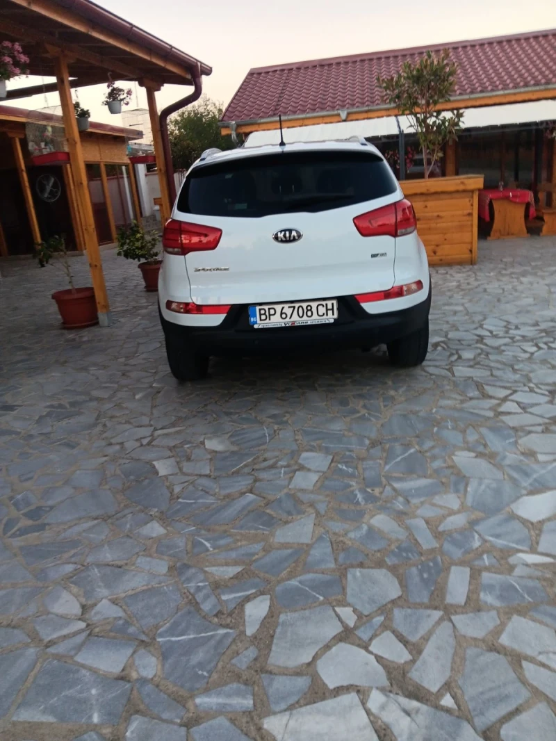 Kia Sportage, снимка 7 - Автомобили и джипове - 47293439