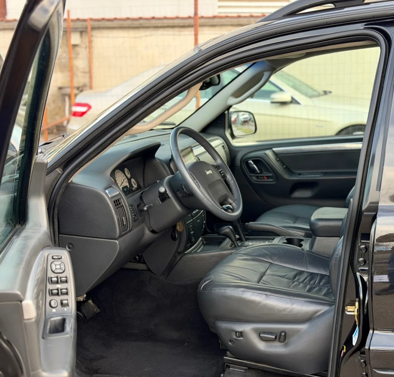 Jeep Grand cherokee 4.7i Facelift Кожа/Навигация/Vision Series/191хил , снимка 6 - Автомобили и джипове - 53061351