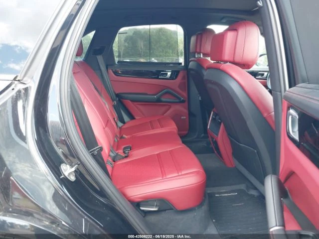 Porsche Cayenne  - изображение 5