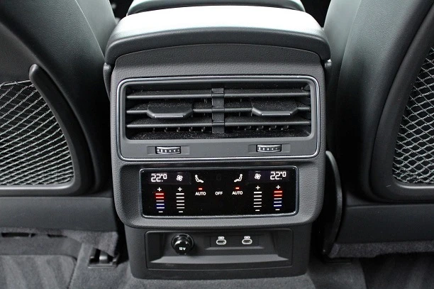 Audi Q8 50 TDI Quattro = S-line =  | Mobile.bg   11