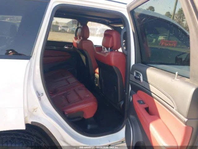 Jeep Grand cherokee SRT 6.4 V8 * ЧЕРВЕНА КОЖА * CARFAX * , снимка 8 - Автомобили и джипове - 54631888