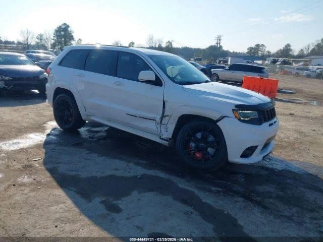 Jeep Grand cherokee SRT 6.4 V8 * ЧЕРВЕНА КОЖА * CARFAX * , снимка 2 - Автомобили и джипове - 54631888