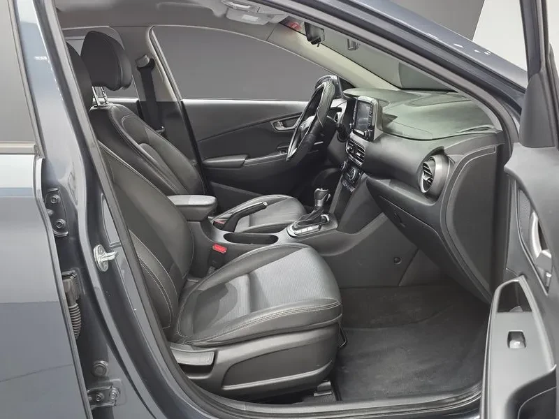 Hyundai Kona 1.6, снимка 10 - Автомобили и джипове - 54639994