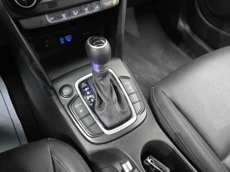 Hyundai Kona 1.6, снимка 9 - Автомобили и джипове - 54639994