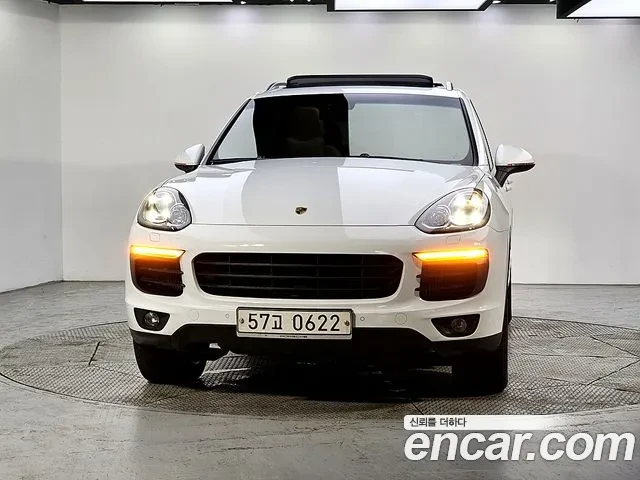 Porsche Cayenne 3.0 Diesel, снимка 2 - Автомобили и джипове - 54753721