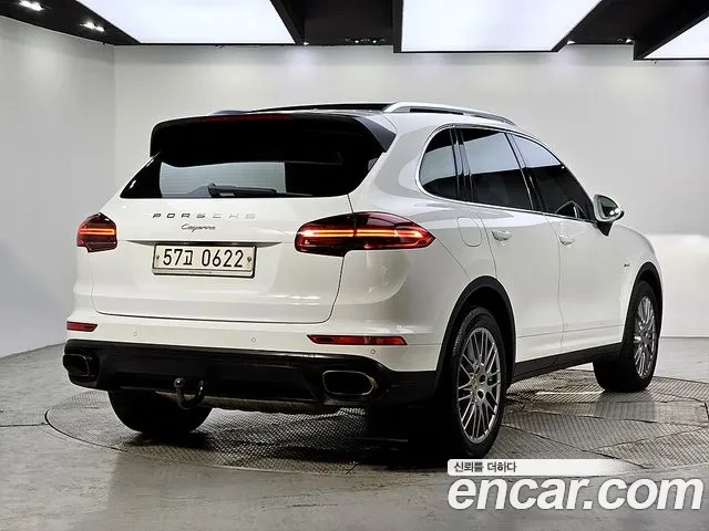 Porsche Cayenne 3.0 Diesel, снимка 3 - Автомобили и джипове - 54753721
