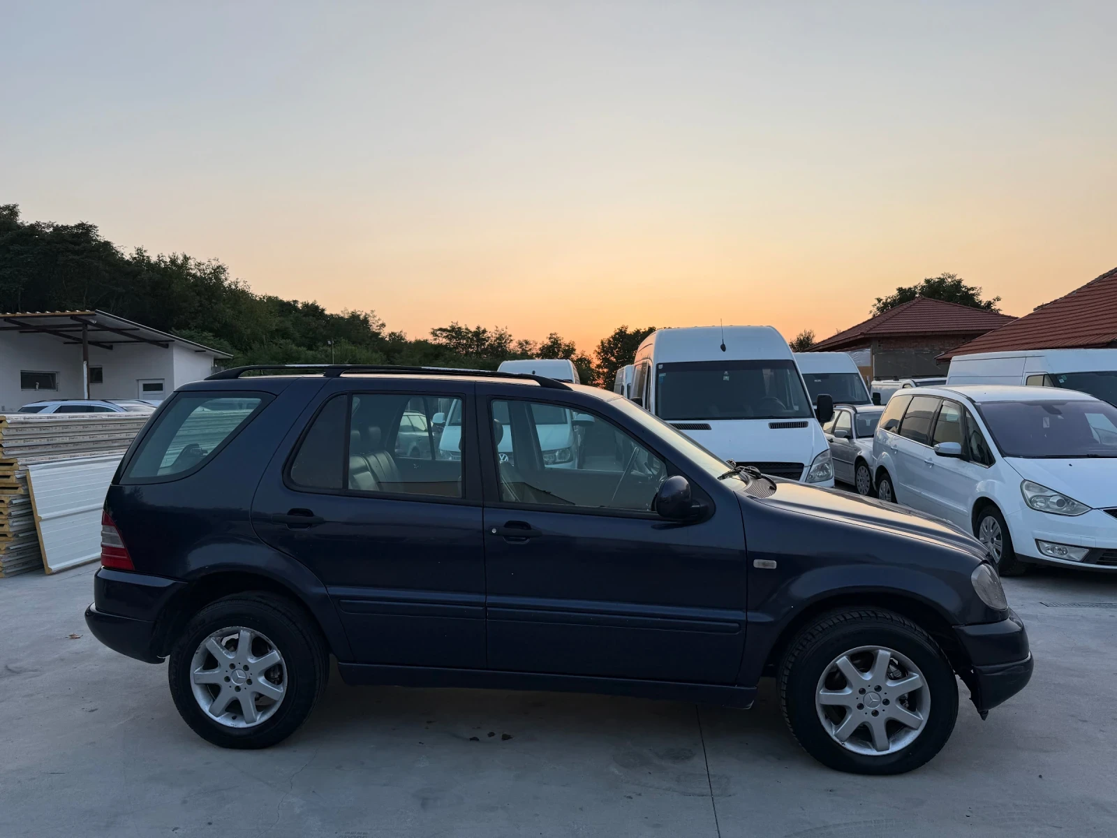 Mercedes-Benz ML 270 2.7CDI  - изображение 4