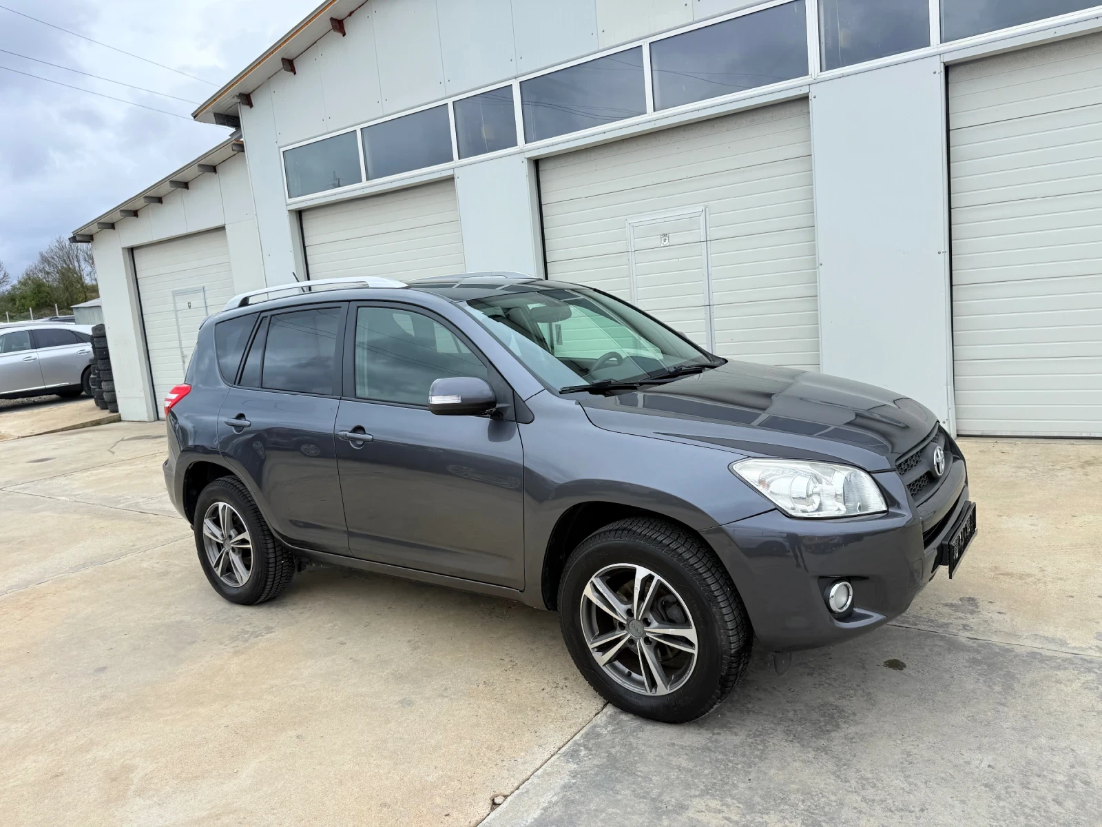 Toyota Rav4 2.2D4D 150k.c* 4x4* Facelife* UNIKAT*  | Mobile.bg   12