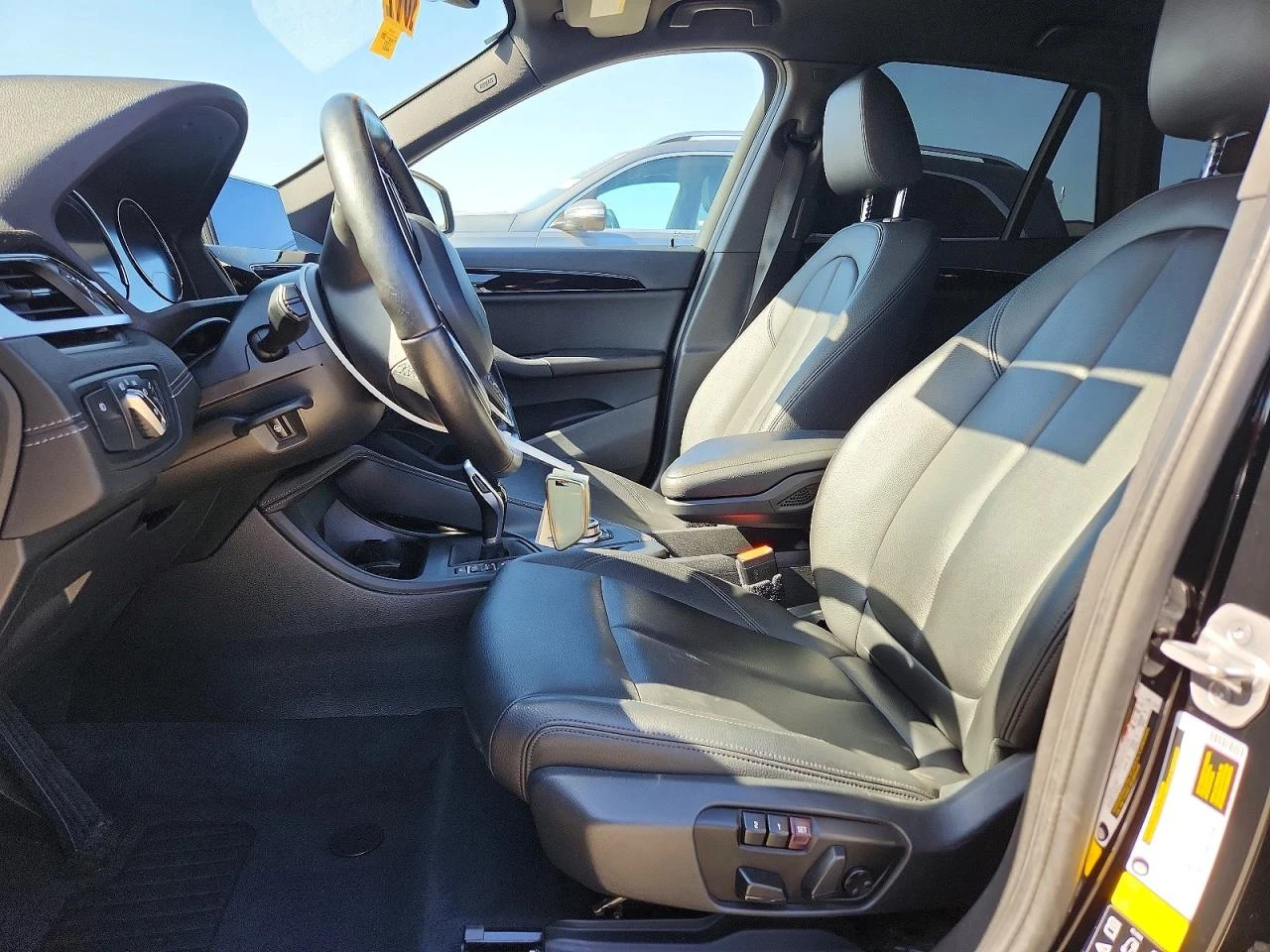 BMW X1 2.0l xDrive28I, снимка 7 - Автомобили и джипове - 53731162