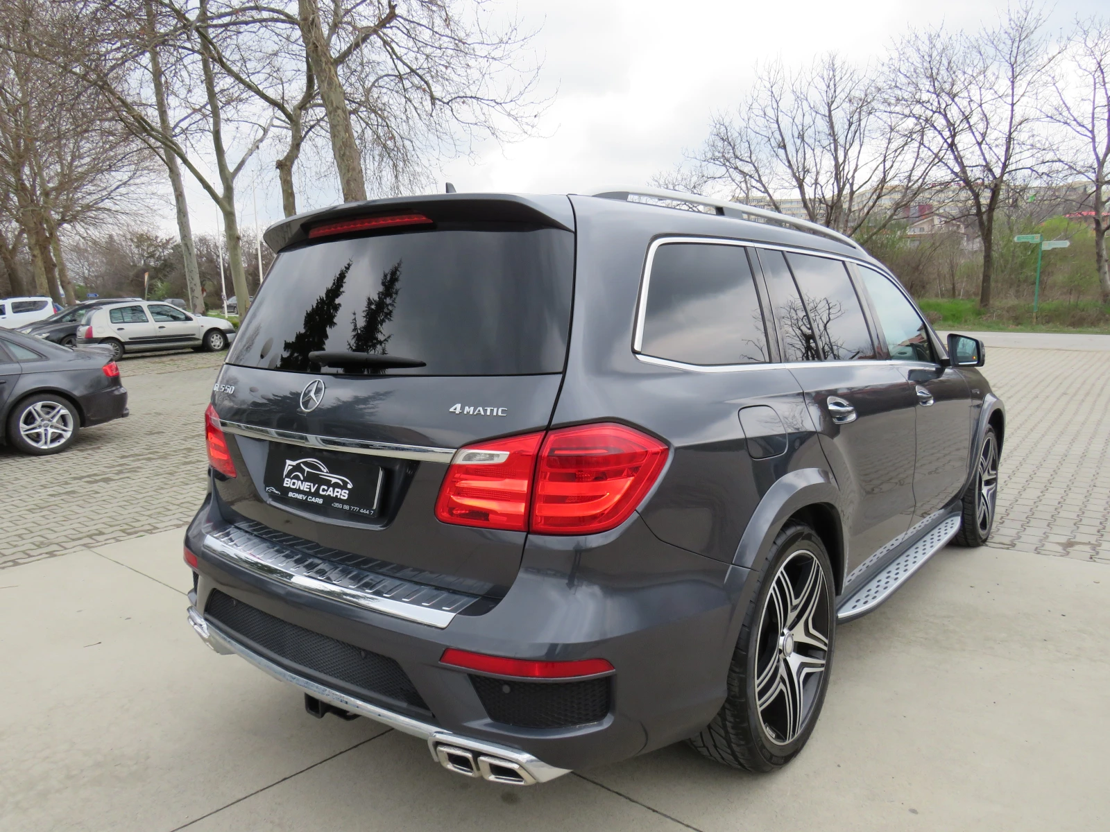 Mercedes-Benz GL 550 * V8 BI-TURBO AMG PACK 7-МЕСТЕН* , снимка 5 - Автомобили и джипове - 54134504