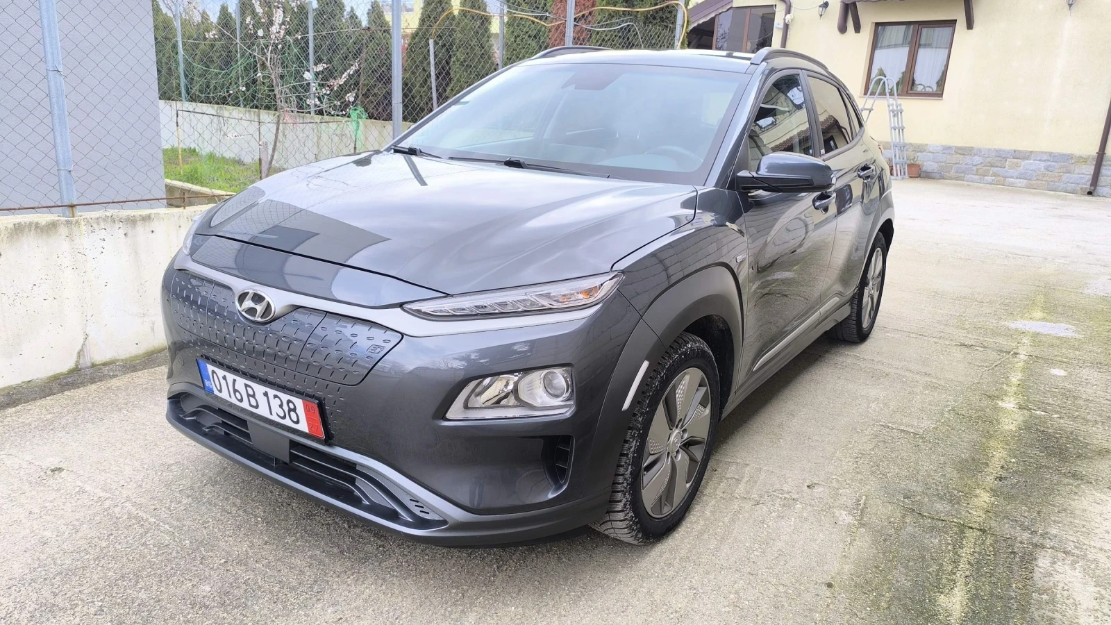 Hyundai Kona