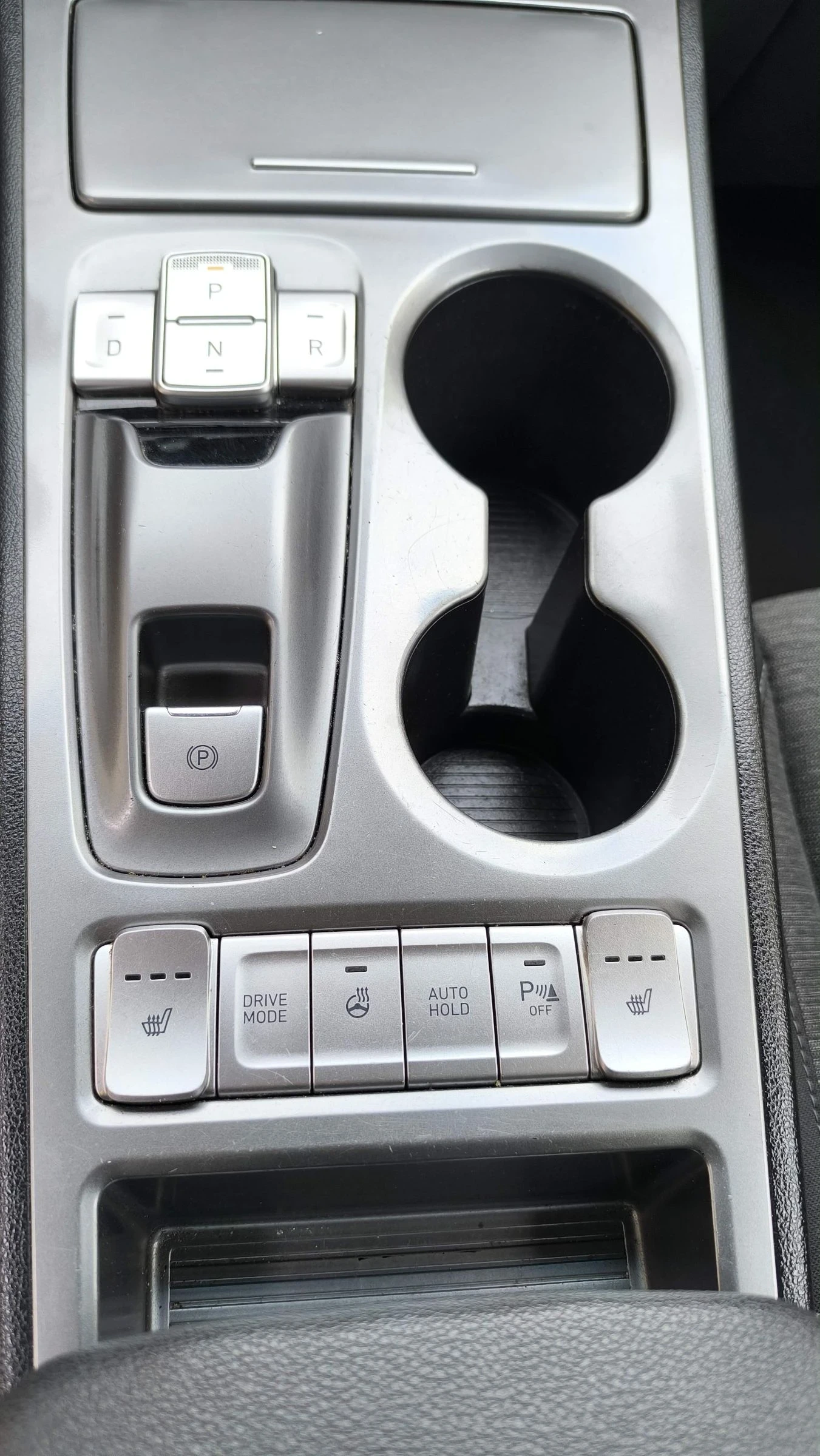 Hyundai Kona, снимка 8 - Автомобили и джипове - 54139073