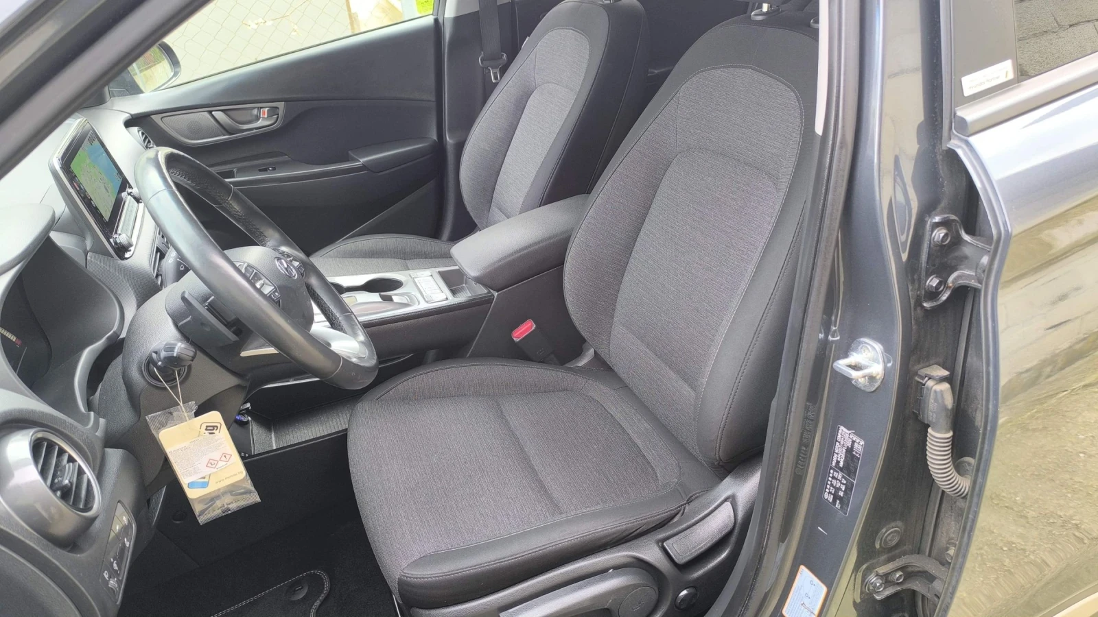 Hyundai Kona, снимка 10 - Автомобили и джипове - 54139073