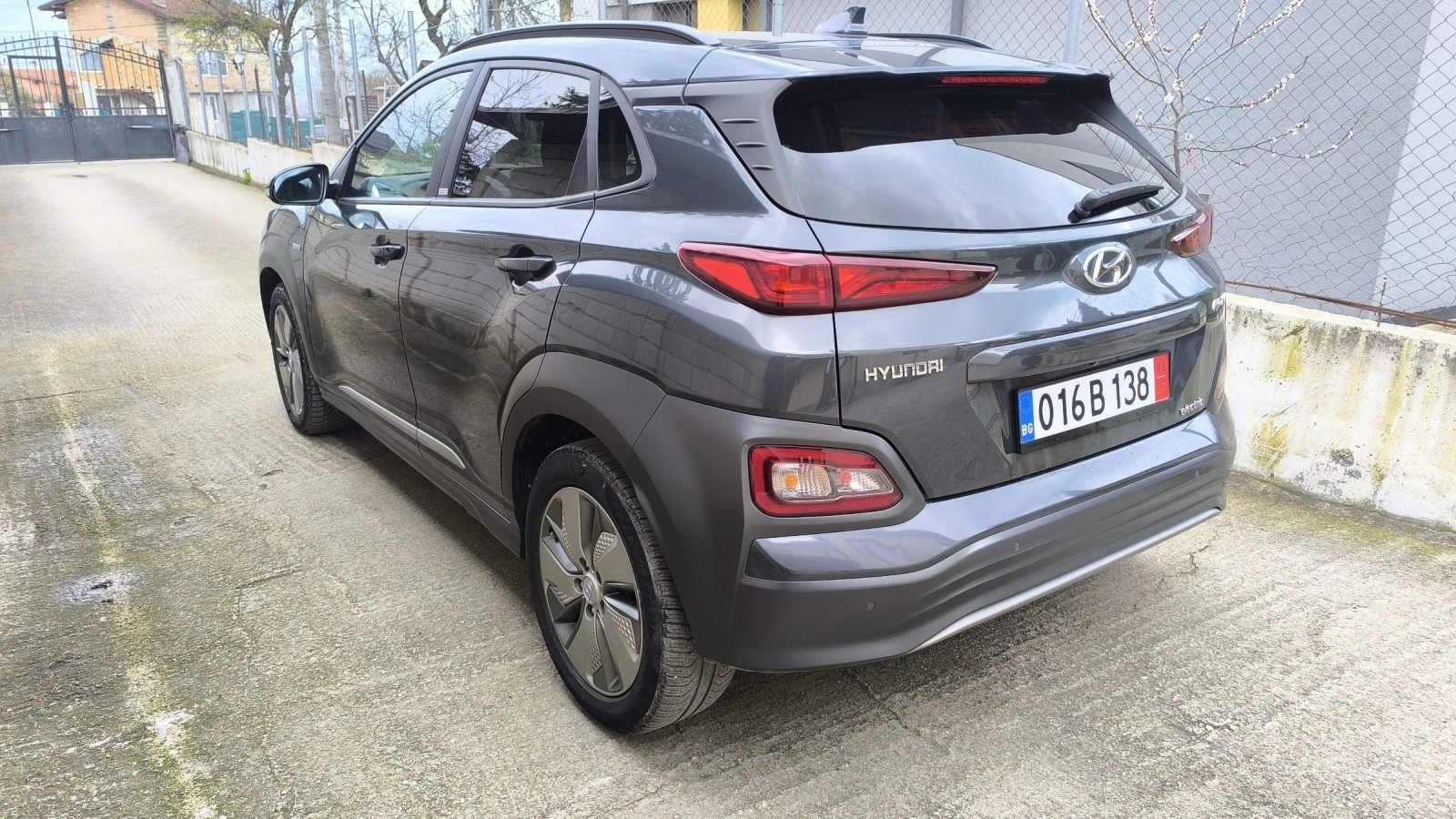 Hyundai Kona, снимка 3 - Автомобили и джипове - 54139073