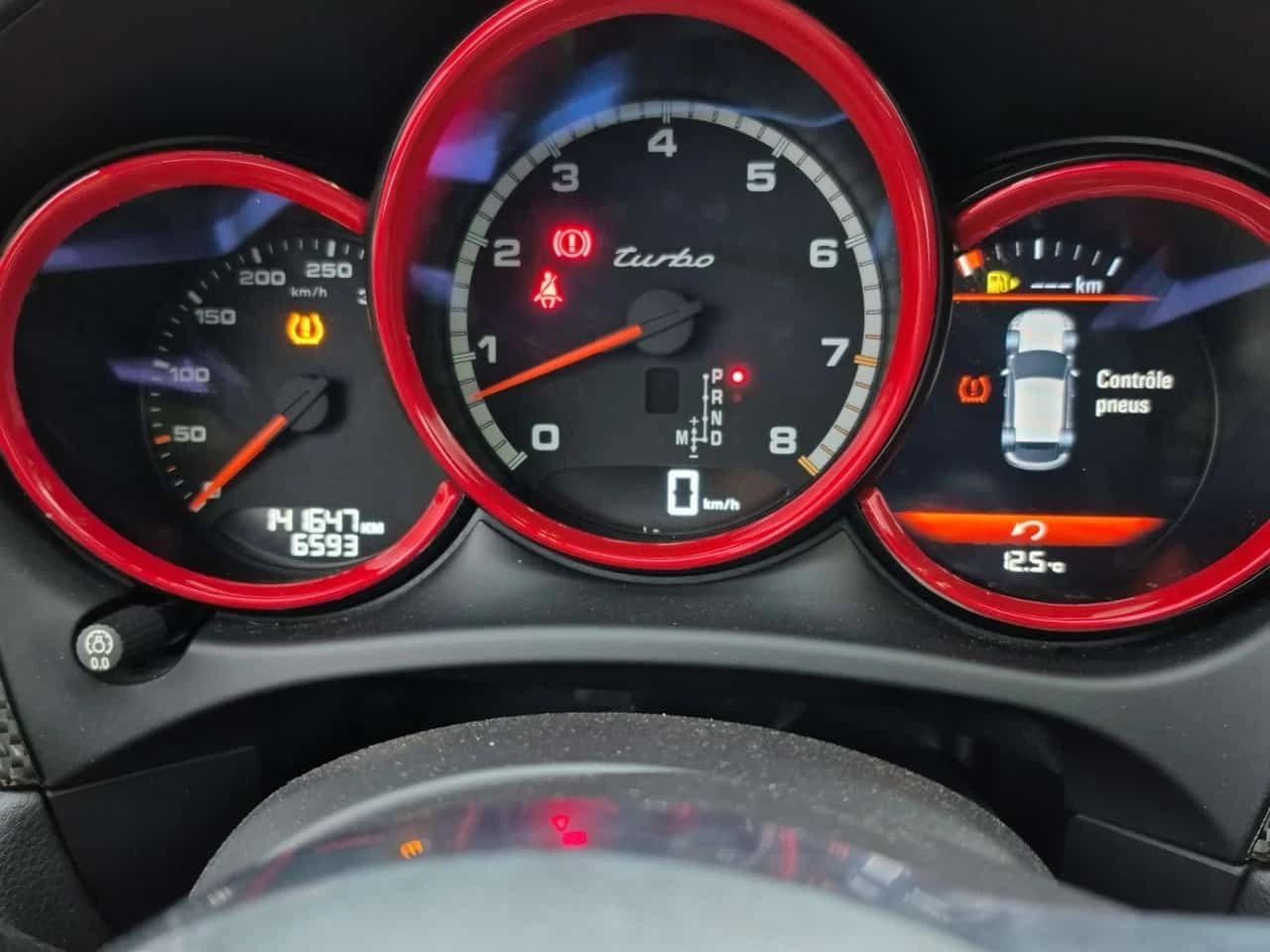 Porsche Macan TURBO/CARFAX/Панорама/Подгрев/Обдух/, снимка 9 - Автомобили и джипове - 54403165