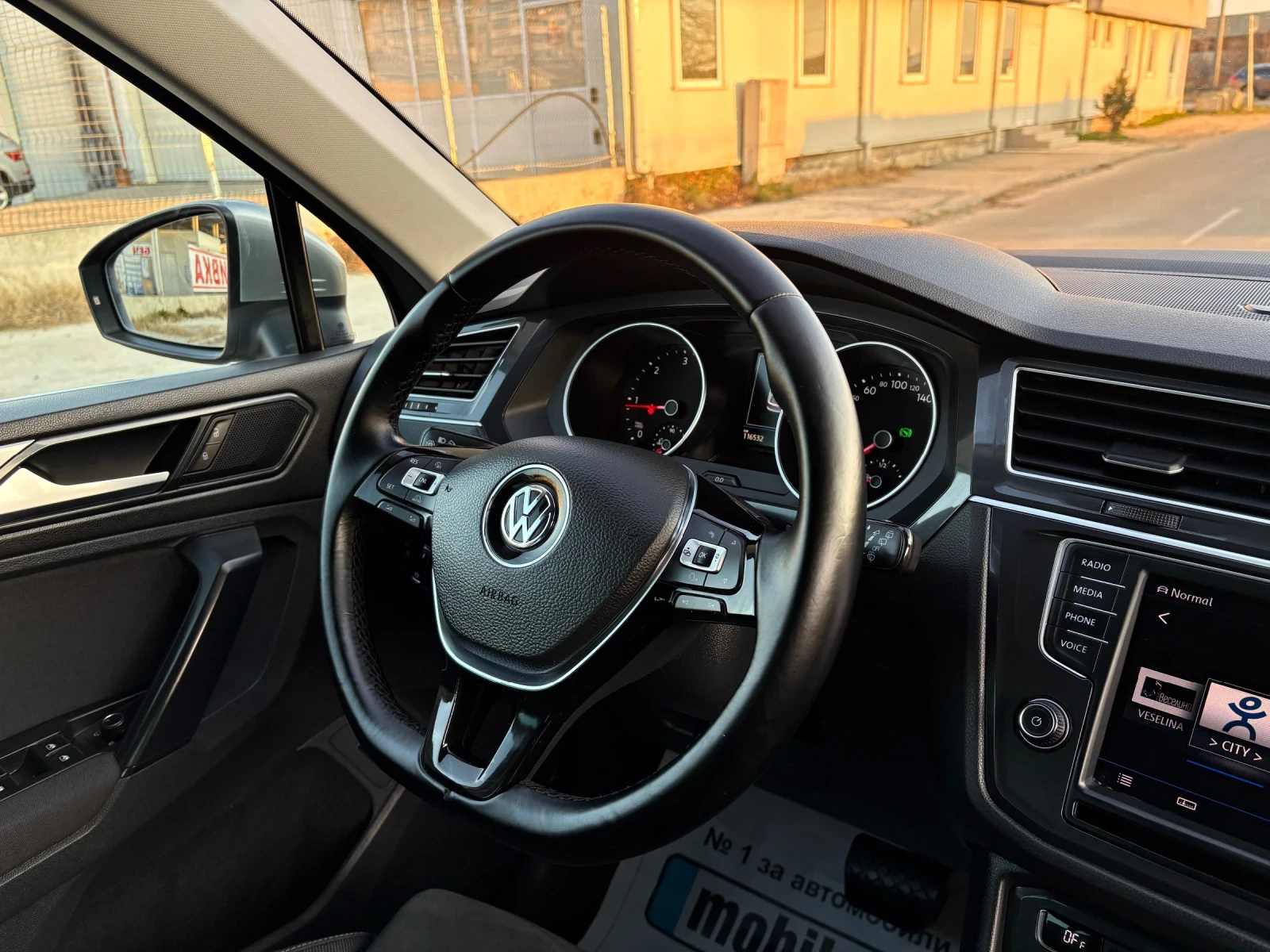 VW Tiguan 2.0TDI OFFROAD# 4Х4 Автоматик# 116 000км#, снимка 10 - Автомобили и джипове - 54906003