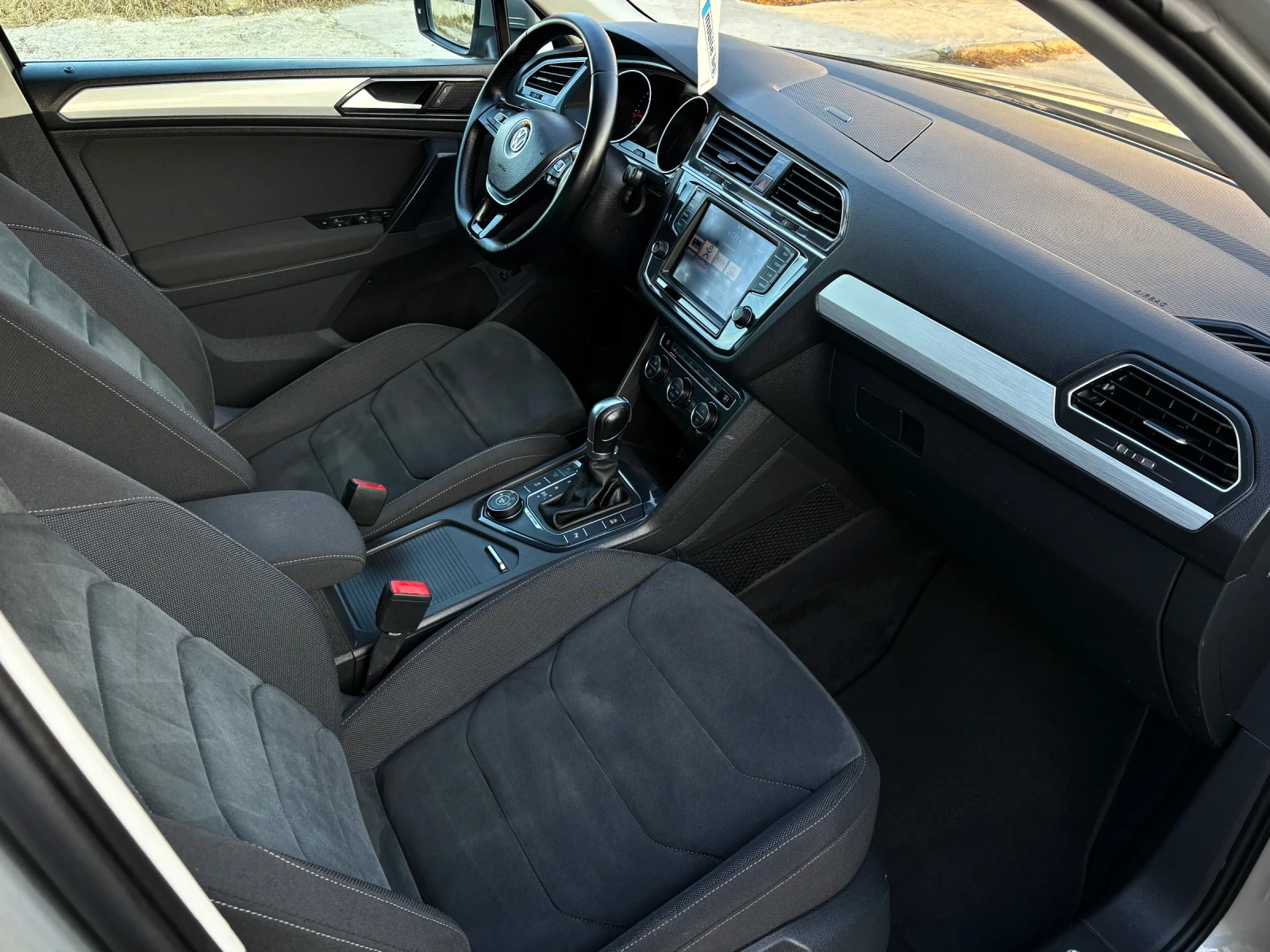 VW Tiguan 2.0TDI OFFROAD# 4Х4 Автоматик# 116 000км#, снимка 8 - Автомобили и джипове - 54906003