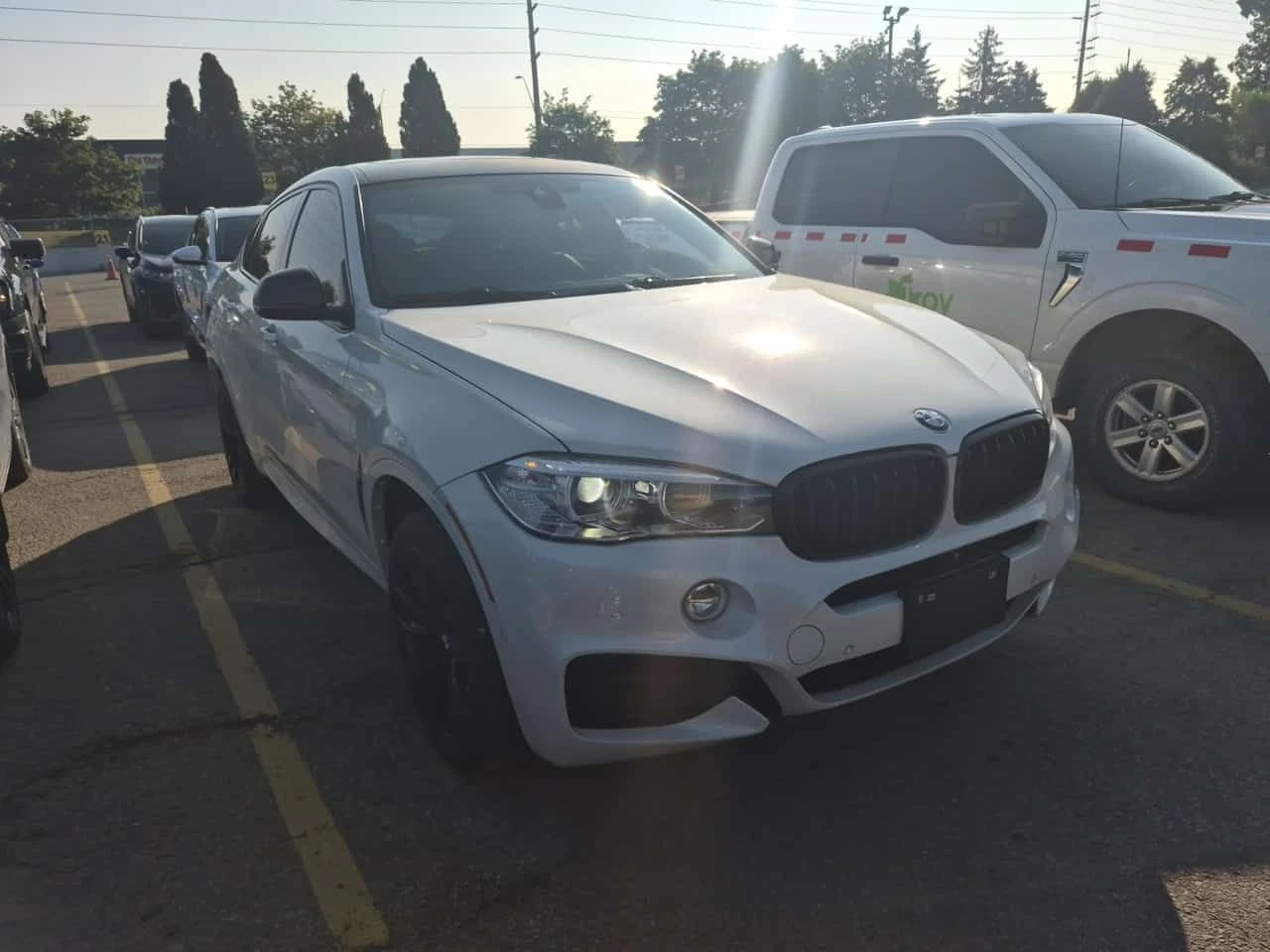 BMW X6 | HARMAN/K | HUD | CARFAX | ПАНОРАМА | , снимка 2 - Автомобили и джипове - 55403400