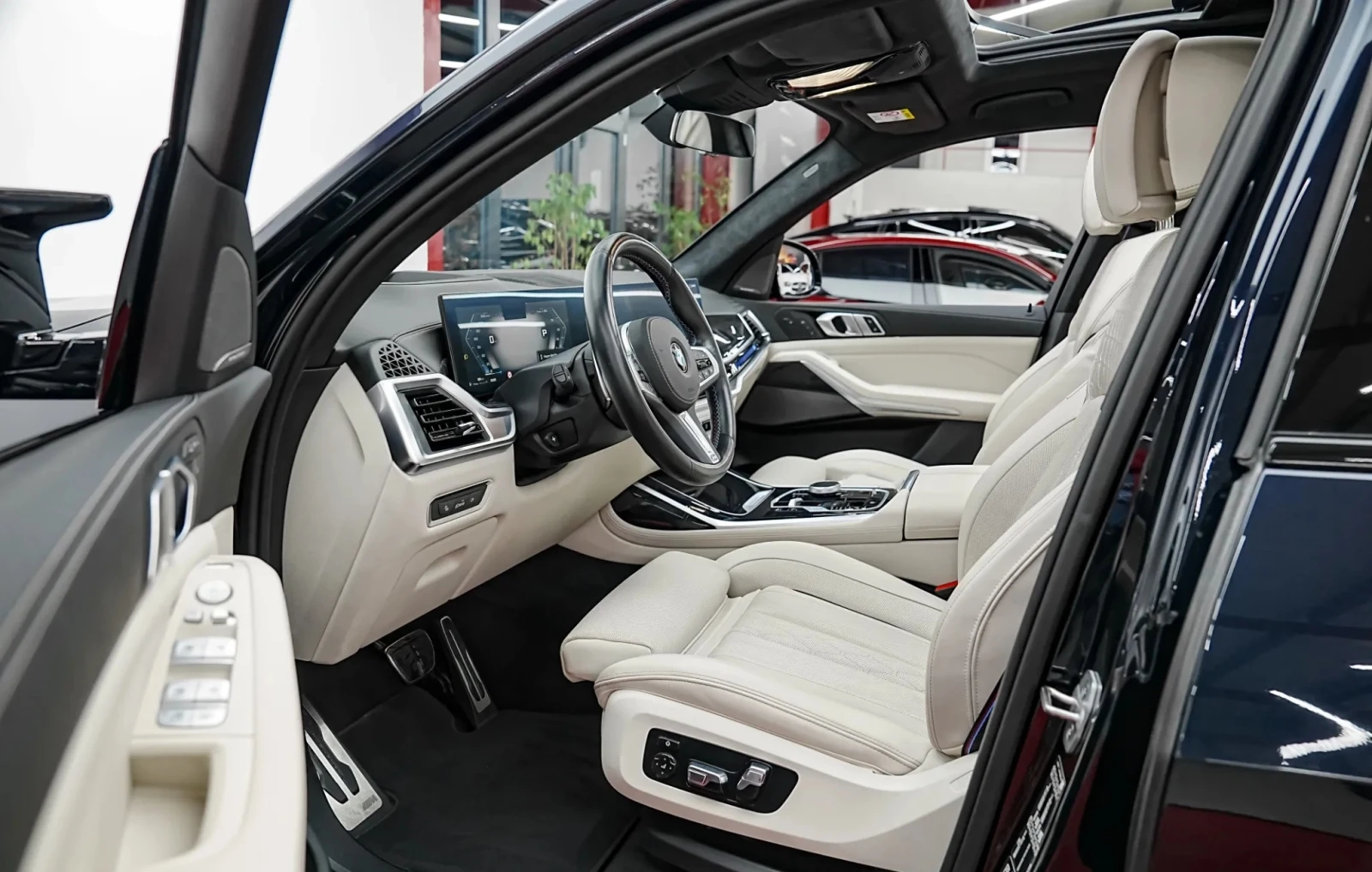 BMW X7 M60i xDrive 4.4 V8 Maxton Design Package, снимка 3 - Автомобили и джипове - 56279491