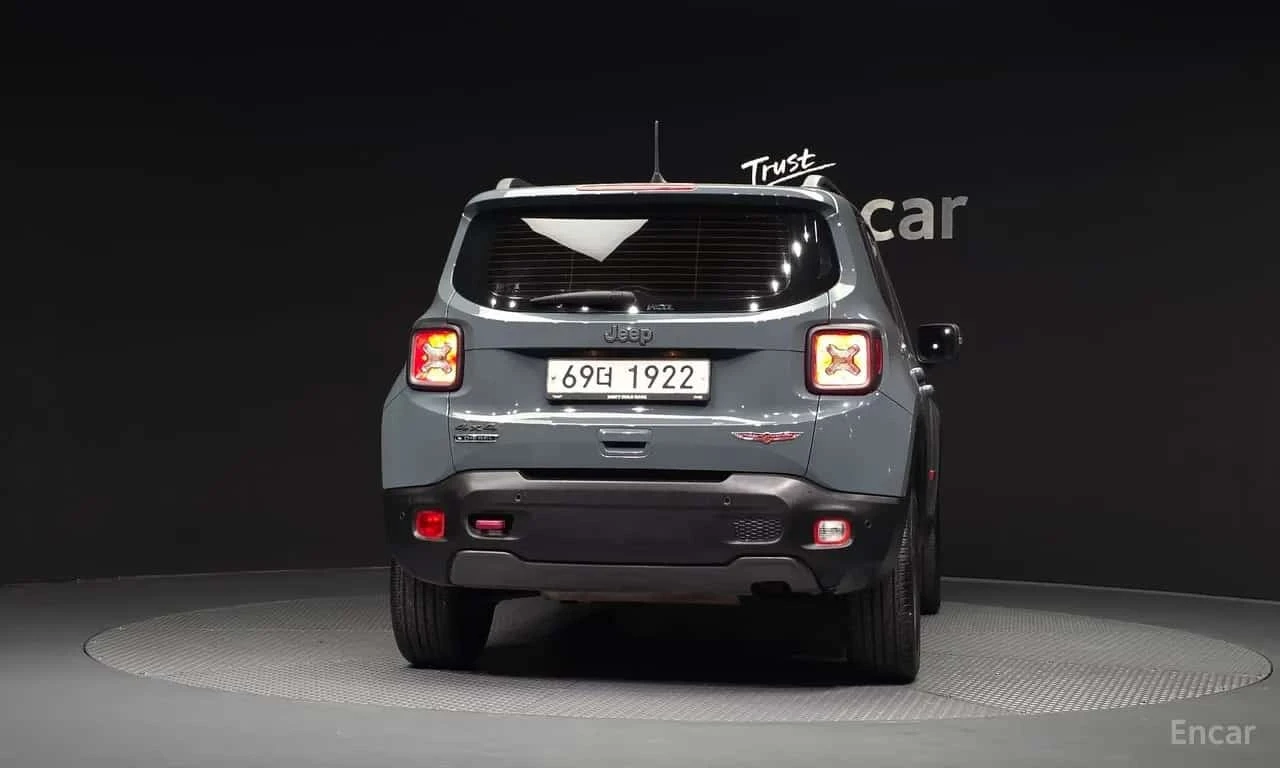 Jeep Renegade 2.0 Diesel Tailhawk AWD/����������� | Mobile.bg � ����������� 4