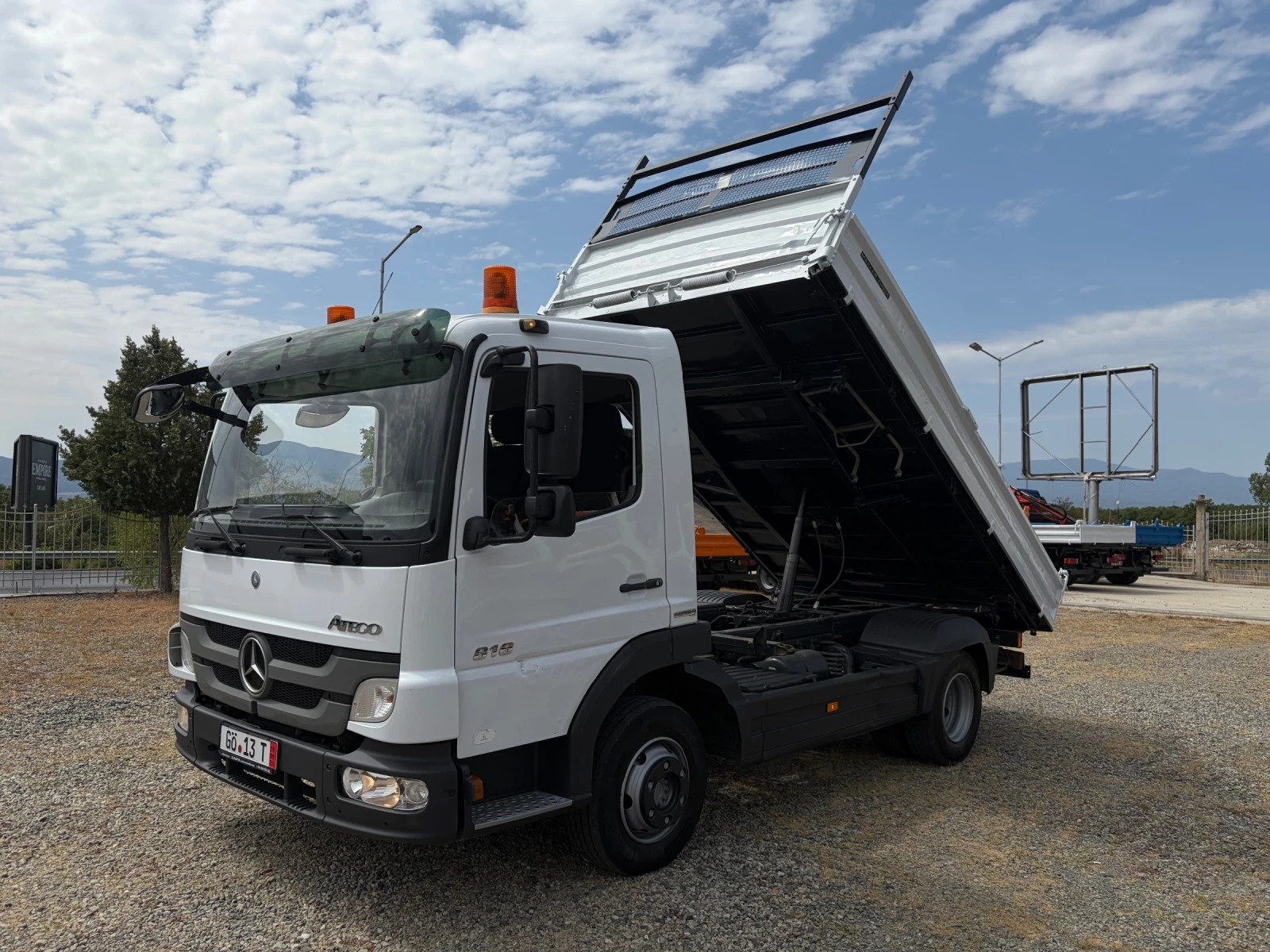 Mercedes-Benz Atego 818* Тристранен самосвал* 4м* Топ състояние