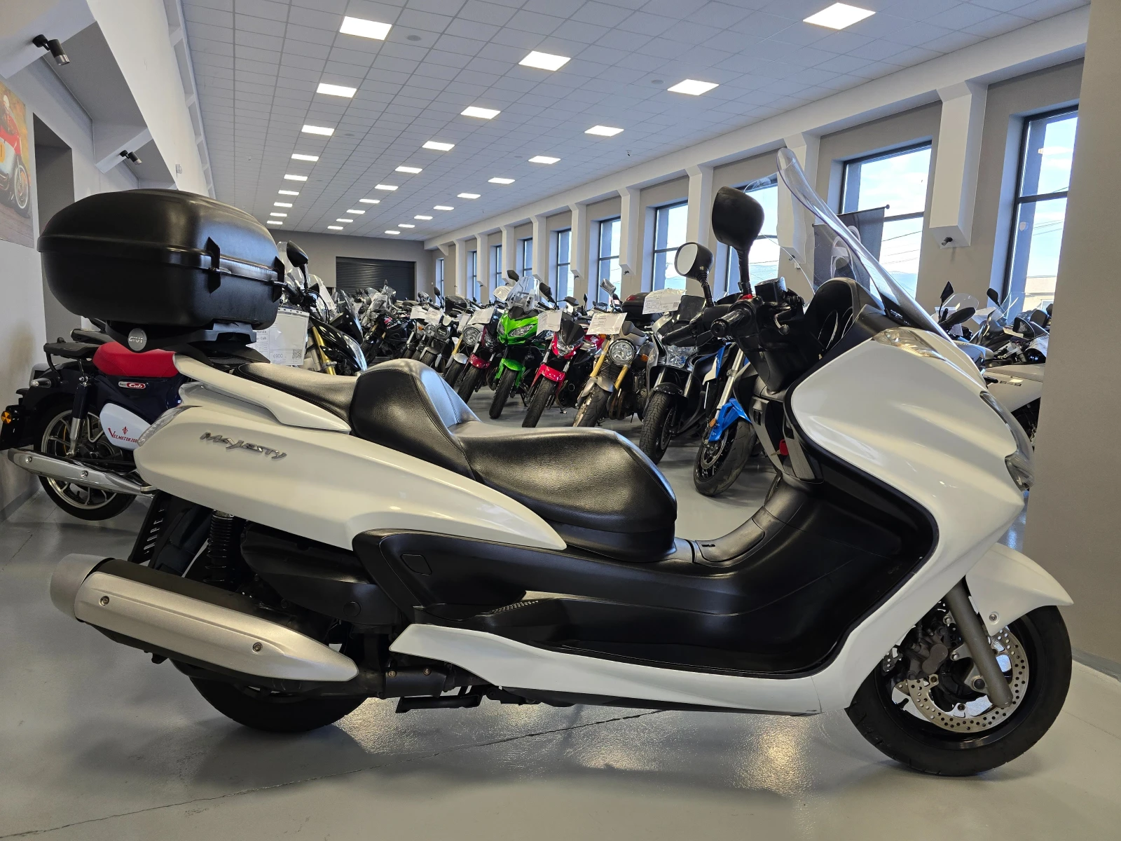 Yamaha Majesty 400ie, New Face! - изображение 3