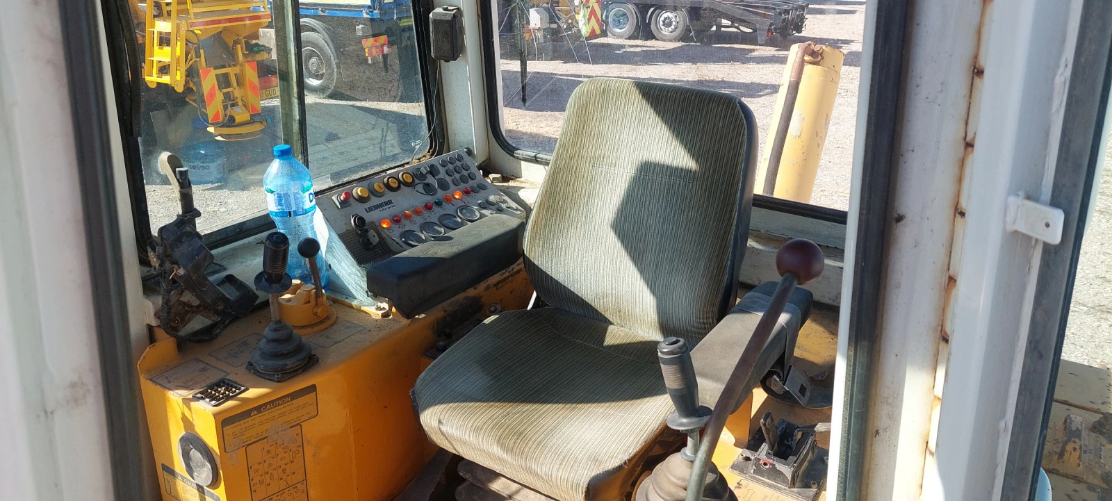  Komatsu 722 | Mobile.bg   11