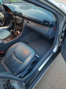 Mercedes-Benz C 270, снимка 9