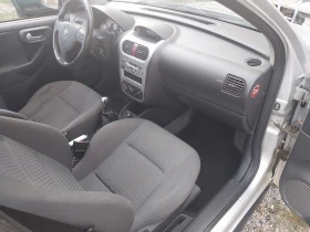 Opel Corsa 1.2 клима  гаражен , снимка 2