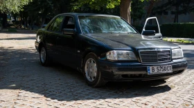 Mercedes-Benz C 180, снимка 9