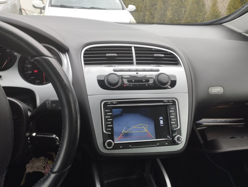 Seat Altea Altea XL 1.6 Premium, снимка 2 - Автомобили и джипове - 45011105