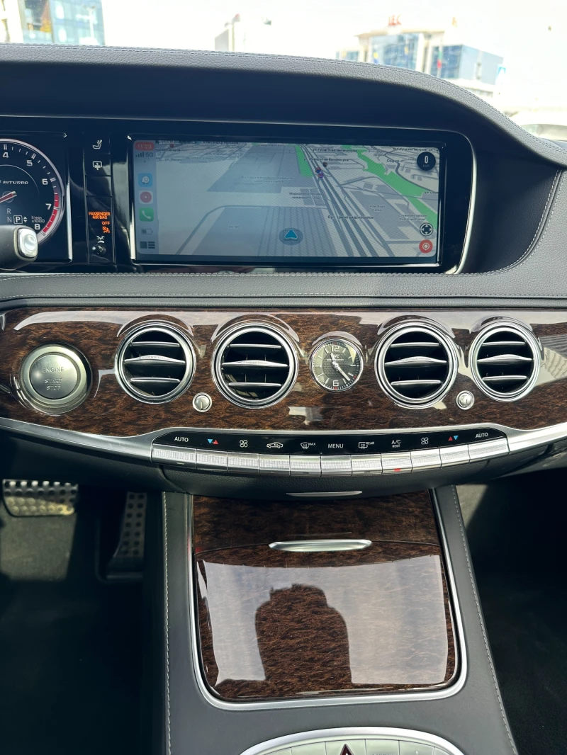 Mercedes-Benz S 63 AMG 4MATIC/LONG/PANORAMA/NIGHT VISION/TV/CARPLAY/FULL, снимка 3 - Автомобили и джипове - 47527814