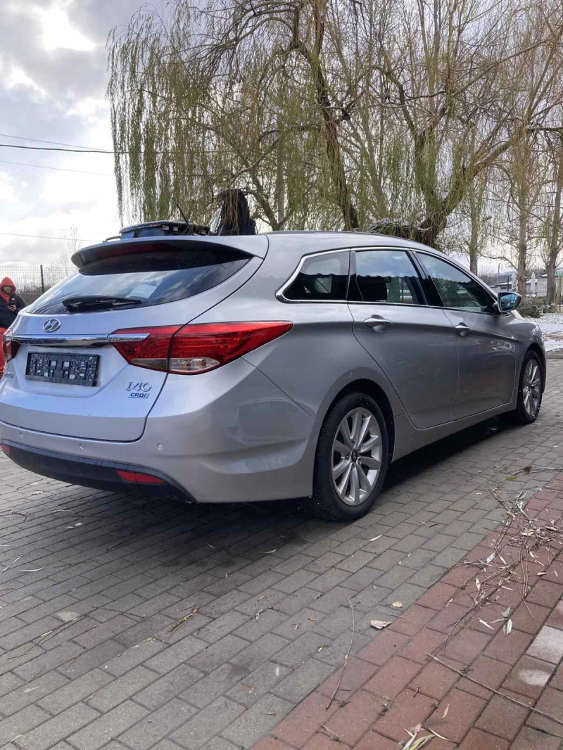 Hyundai I40 1.7 CRDI Comfort, снимка 5 - Автомобили и джипове - 49544631